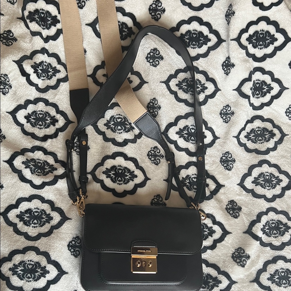 Michael Kors Black and Tan Crossbody Bag